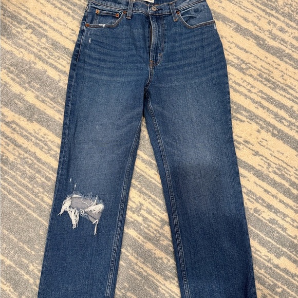 Abercrombie & Fitch Ultra High Rise Blue Jeans - Ankle Straight - Picture 4 of 4